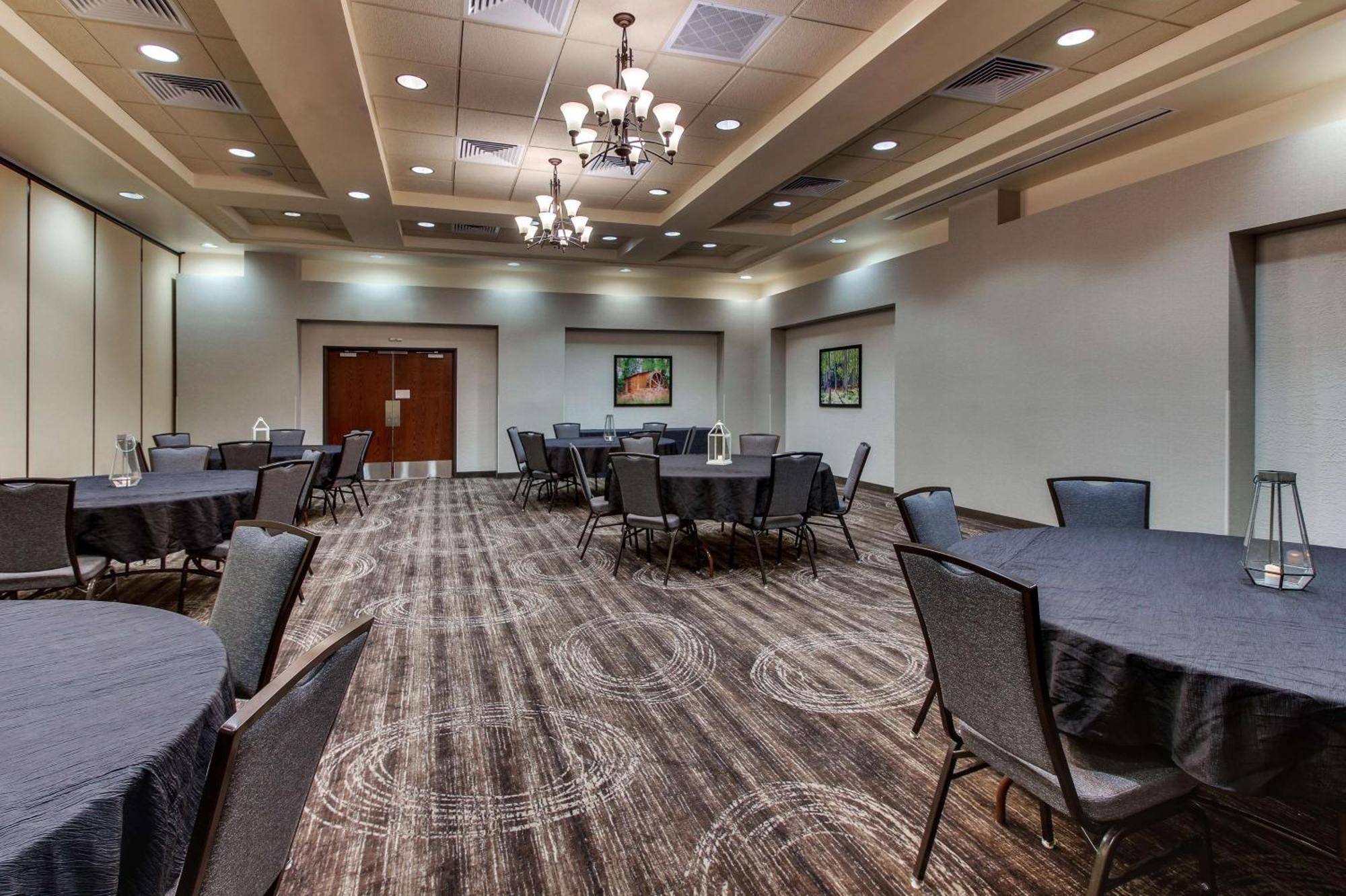 Drury Inn & Suites Phoenix Happy Valley Экстерьер фото