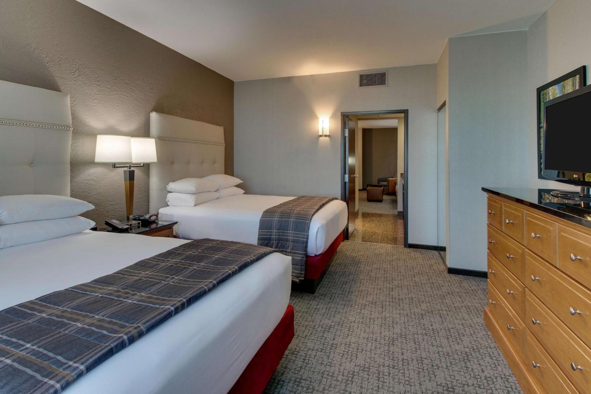 Drury Inn & Suites Phoenix Happy Valley Экстерьер фото
