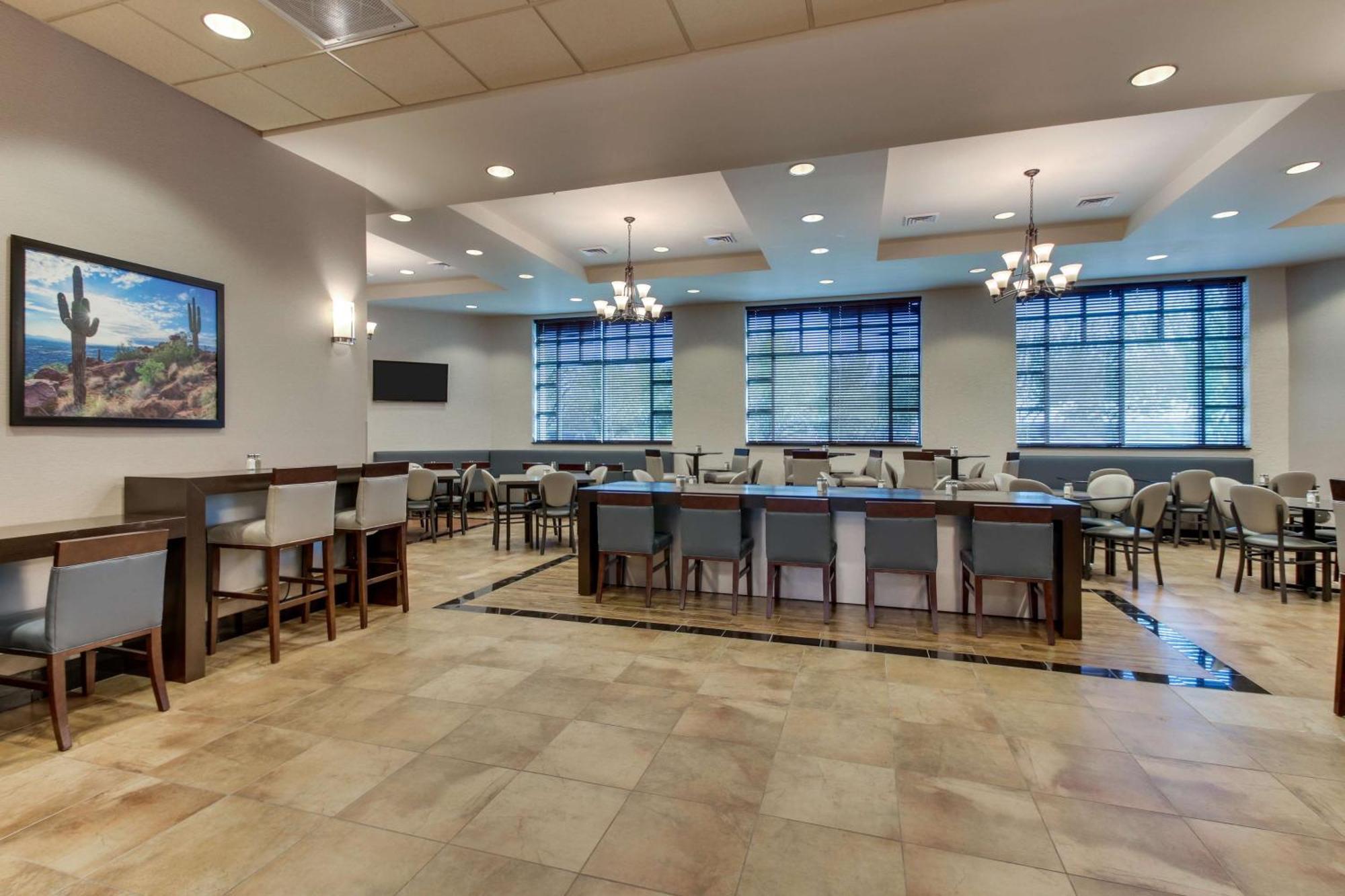 Drury Inn & Suites Phoenix Happy Valley Экстерьер фото